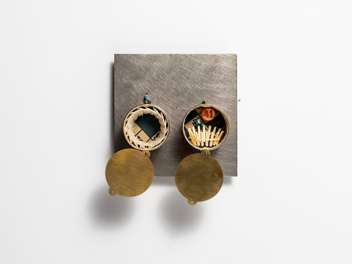 Wall objekt with hand painted H0 figures, tomato paste tin, iron, brass, various materials