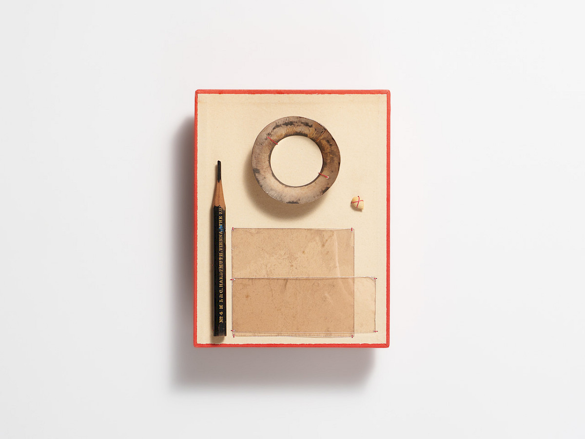 Objekt Mixed Media